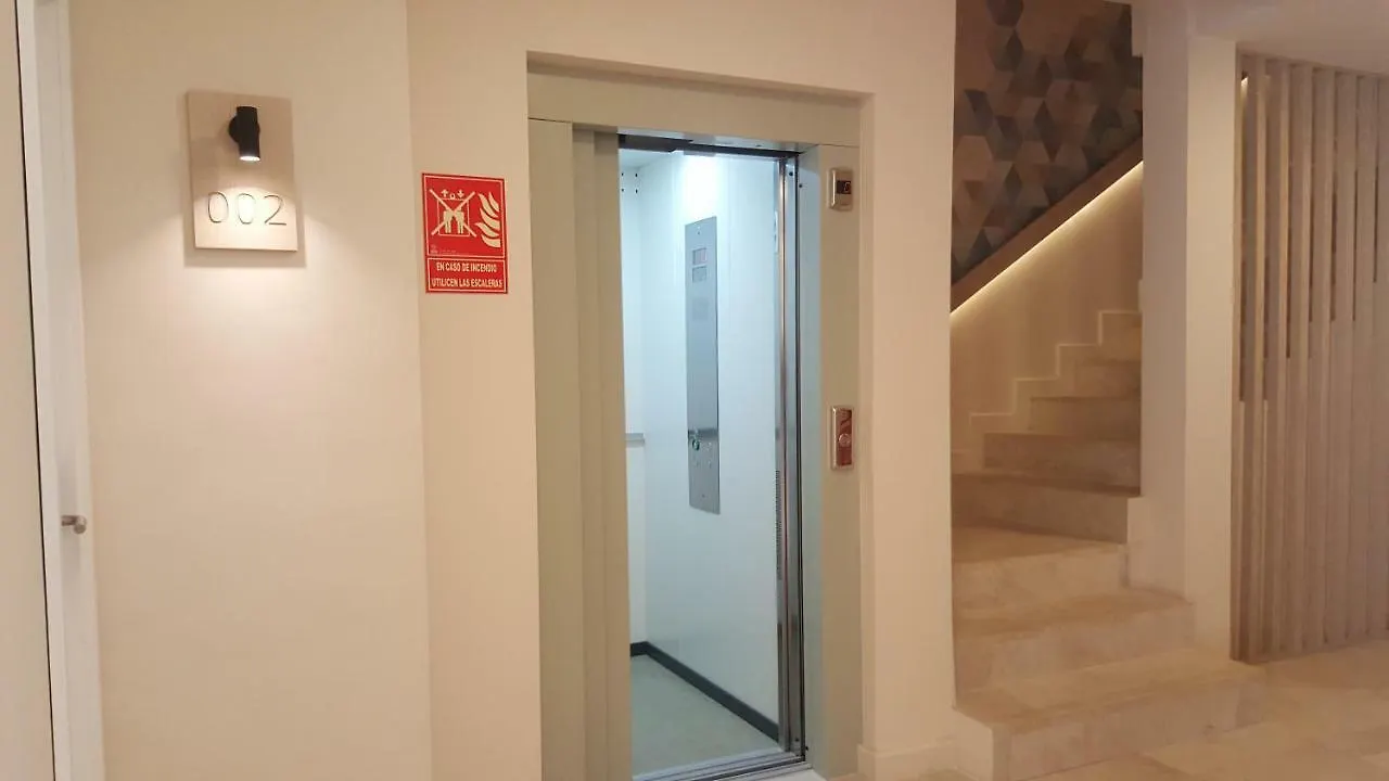 Hotel Victori Es Castell  Spanien