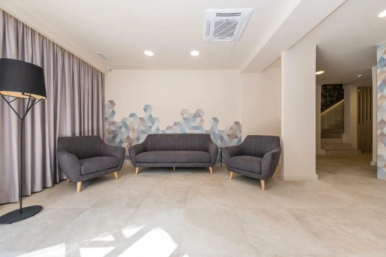 Hotel Victori Es Castell  Spanien